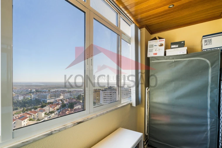 Apartamento T2 para Venda em Alverca do Ribatejo e Sobralinho Foto 12