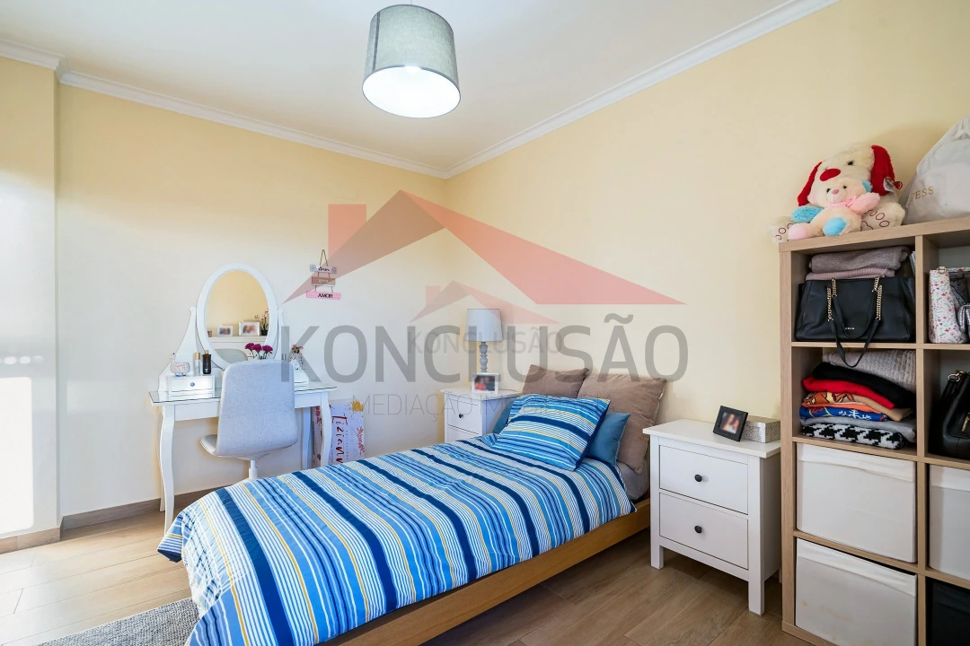 Apartamento T2 para Venda em Alverca do Ribatejo e Sobralinho Foto 16
