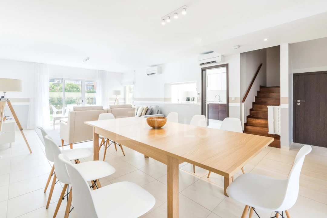 Moradia T3 para Venda em Quarteira Foto 22