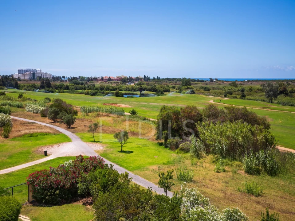 Moradia T3 para Venda em Quarteira Foto 97