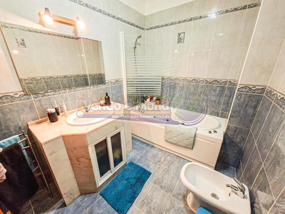 Apartamento T3 para Venda em Benavente Foto 14