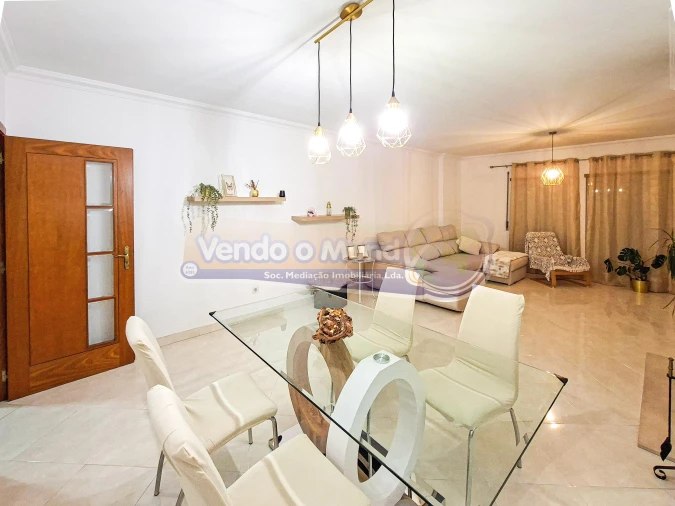Apartamento T3 para Venda em Benavente Foto 3