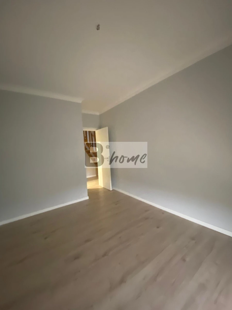 Apartamento T1 para Venda em Caparica e Trafaria Foto 2