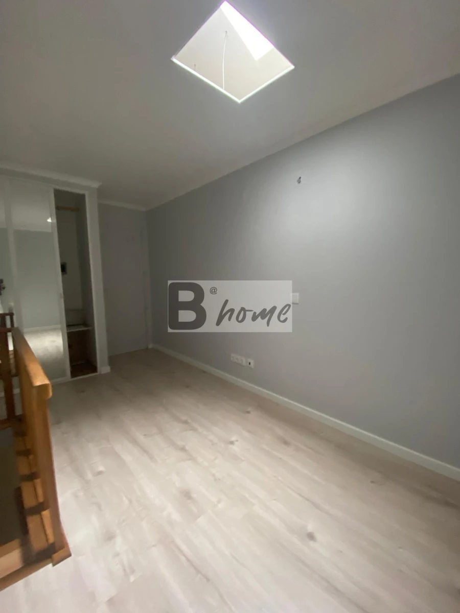 Apartamento T1 para Venda em Caparica e Trafaria Foto 12