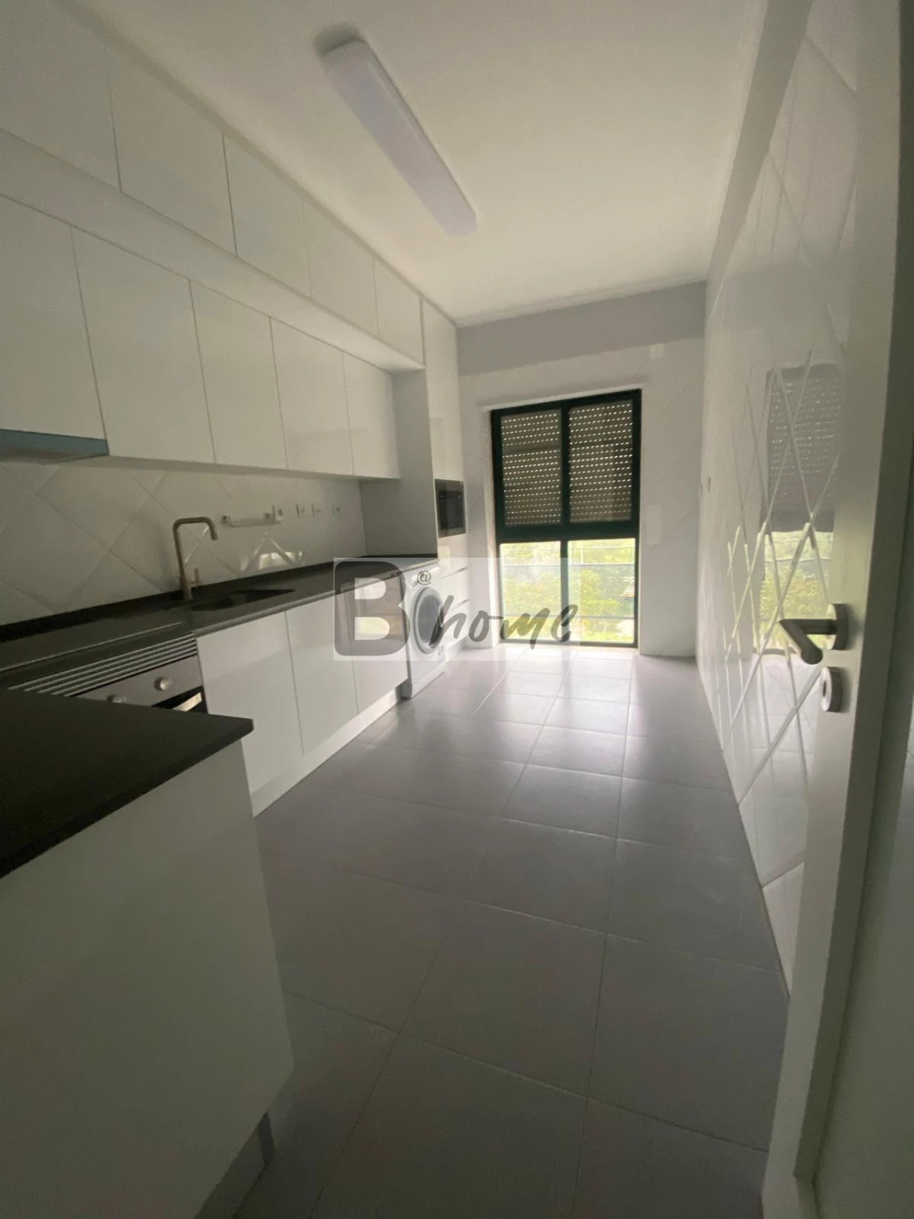 Apartamento T1 para Venda em Caparica e Trafaria Foto 14