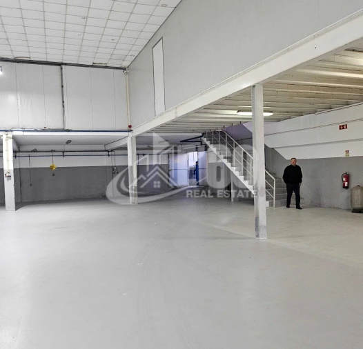 Armazém para Arrendamento em Mozelos Foto 4