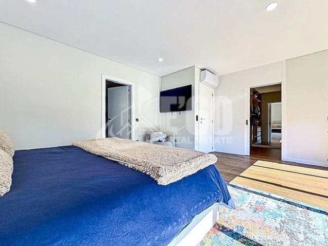 Moradia T4 para Venda em Esmoriz Foto 10