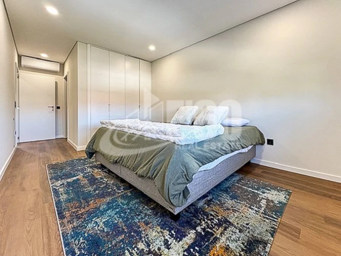 Moradia T4 para Venda em Esmoriz Foto 11