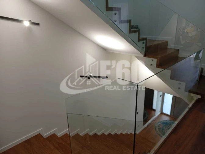 Moradia T4 para Venda em Esmoriz Foto 13