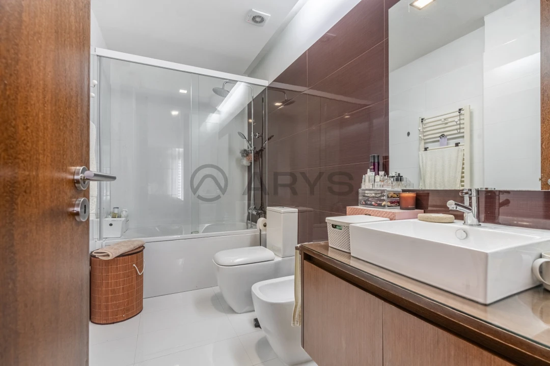 Apartamento T2 para Venda em Nogueira, Fraião e Lamaçães Foto 14