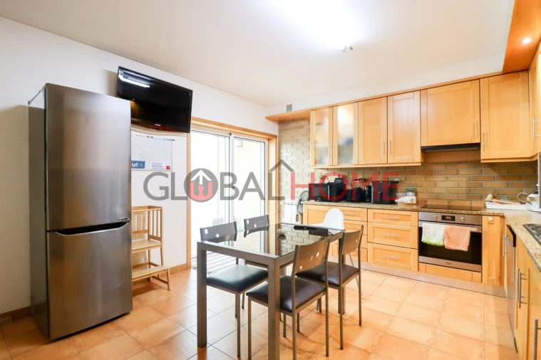 Moradia T4 para Venda em Alfena Foto 16