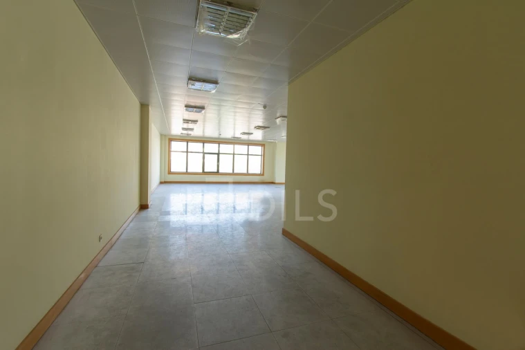 Escritório para Arrendamento em Santa Maria e São Miguel, São Martinho, São Pedro Penaferrim Foto 11