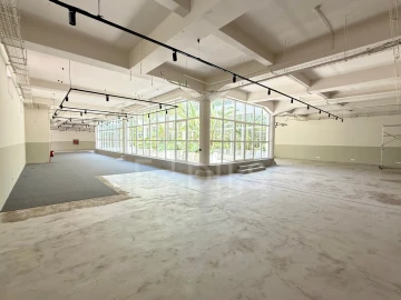 Escritório para Arrendamento em Ajuda