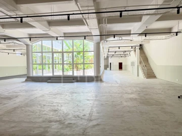 Escritório para Arrendamento em Ajuda