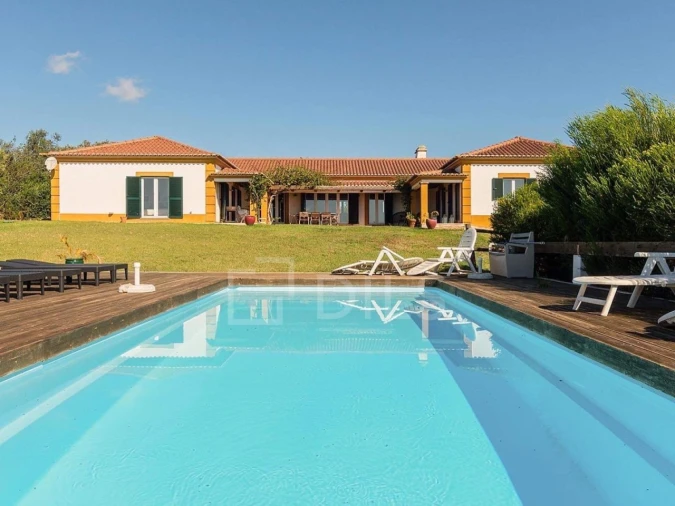 Quinta T6 para Venda em Alcaçovas Foto 1