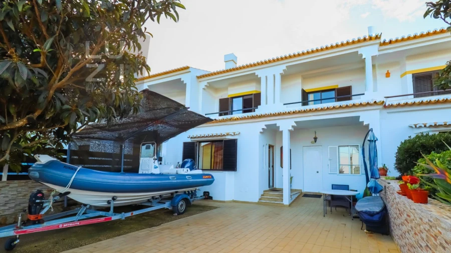 Quinta T5 para Venda em Vila de Sagres