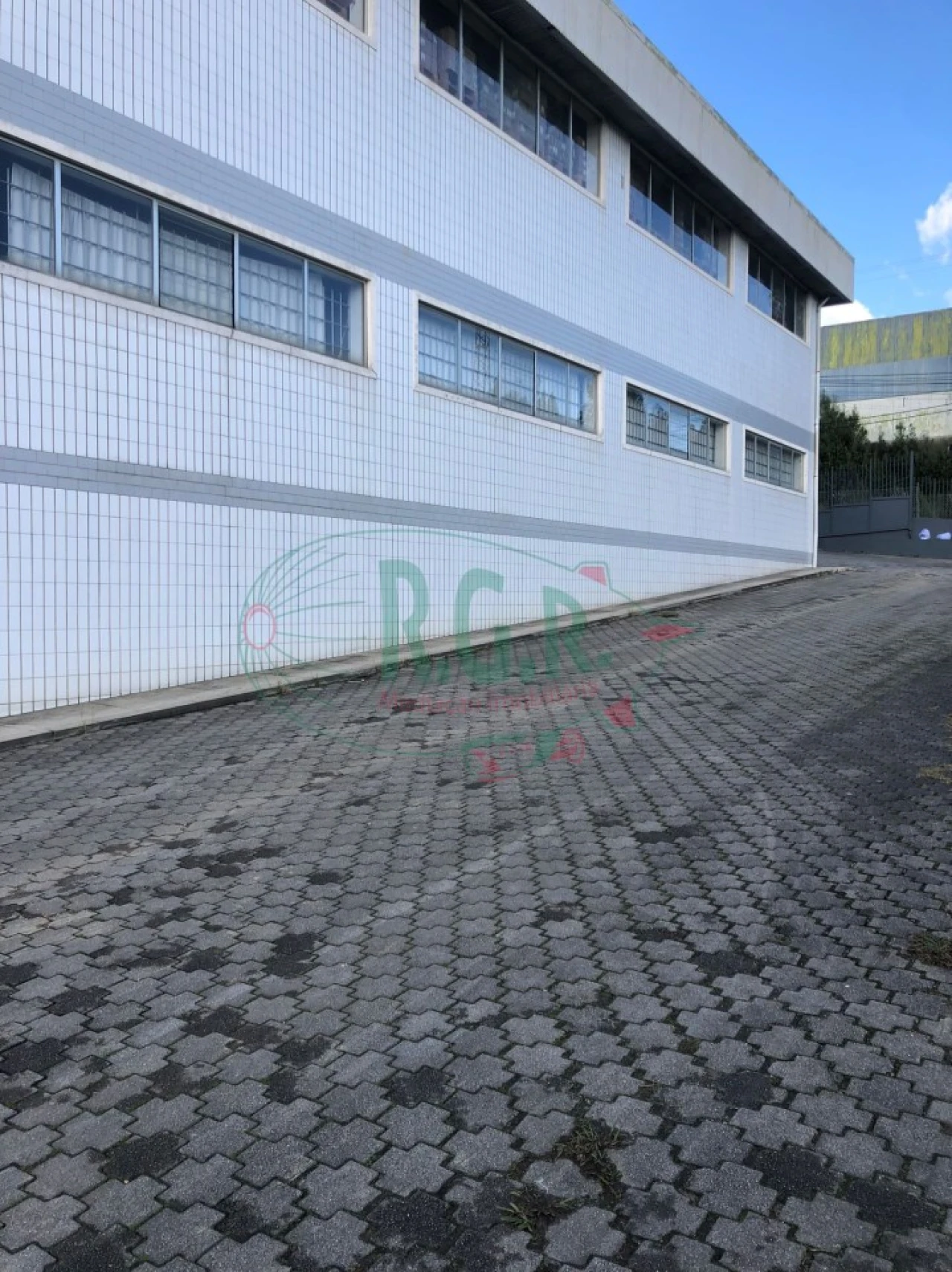 Armazém para Arrendamento em Fânzeres e São Pedro da Cova Foto 5