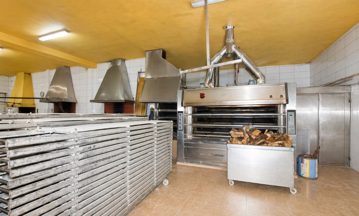 Moradia T2 para Venda em Igreja Nova e Cheleiros Foto 4