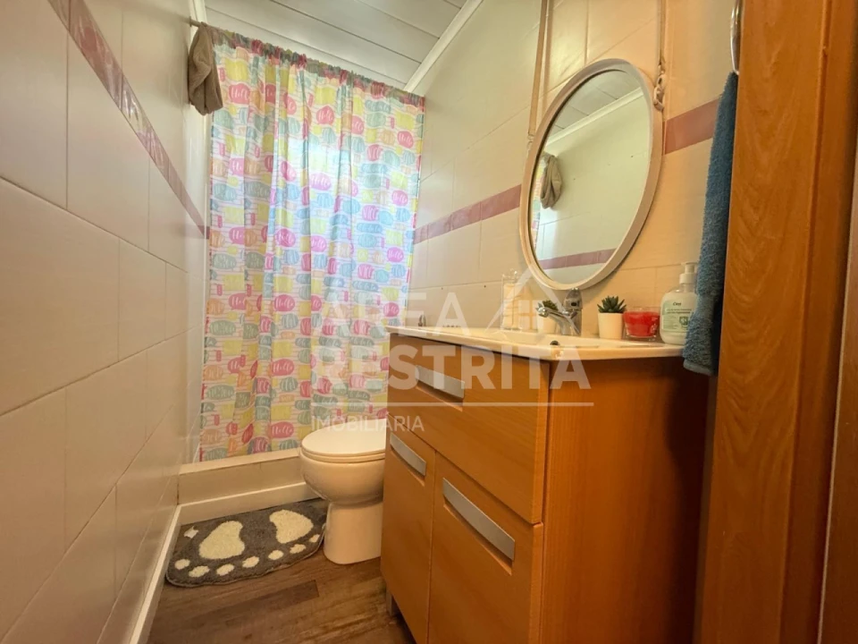 Moradia T2 para Venda em Fernao Ferro Foto 17