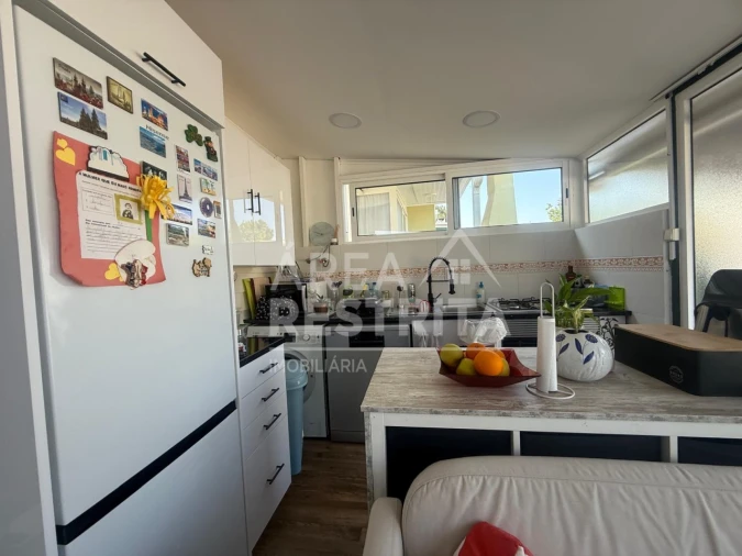 Moradia T2 para Venda em Fernao Ferro Foto 3