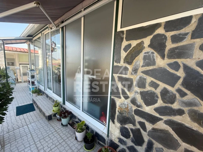 Moradia T2 para Venda em Fernao Ferro Foto 22