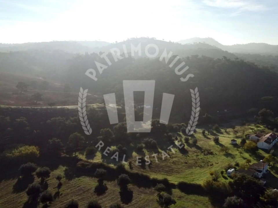 Moradia T2 para Venda em Colos Foto 3