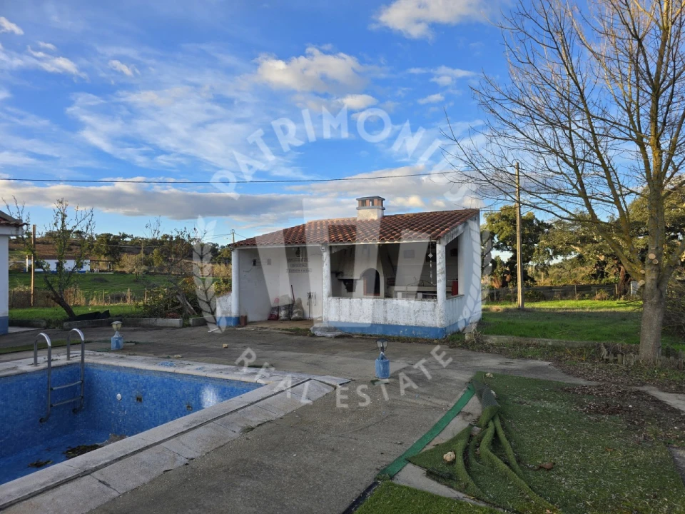 Moradia T2 para Venda em Colos Foto 14