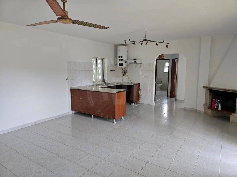 Moradia T2 para Venda em Colos Foto 7