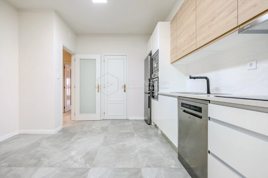 Apartamento T3 para Venda em Rio Tinto Foto 3