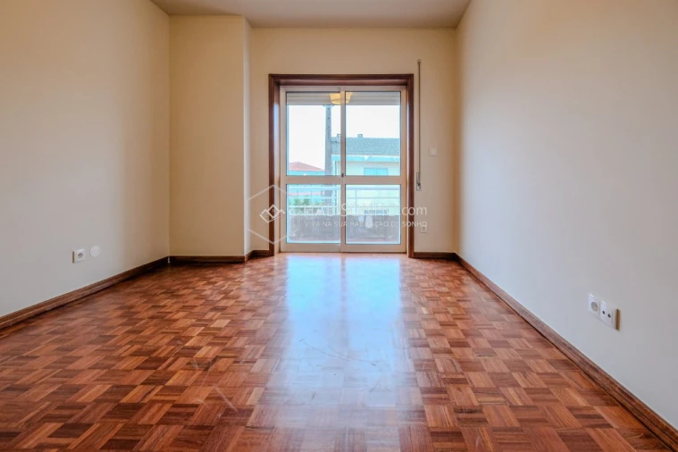 Apartamento T3 para Venda em Rio Tinto Foto 17