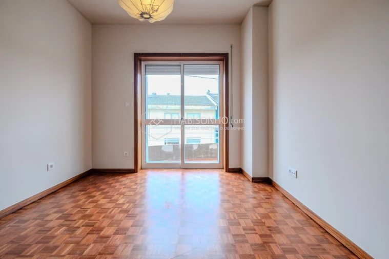 Apartamento T3 para Venda em Rio Tinto Foto 21