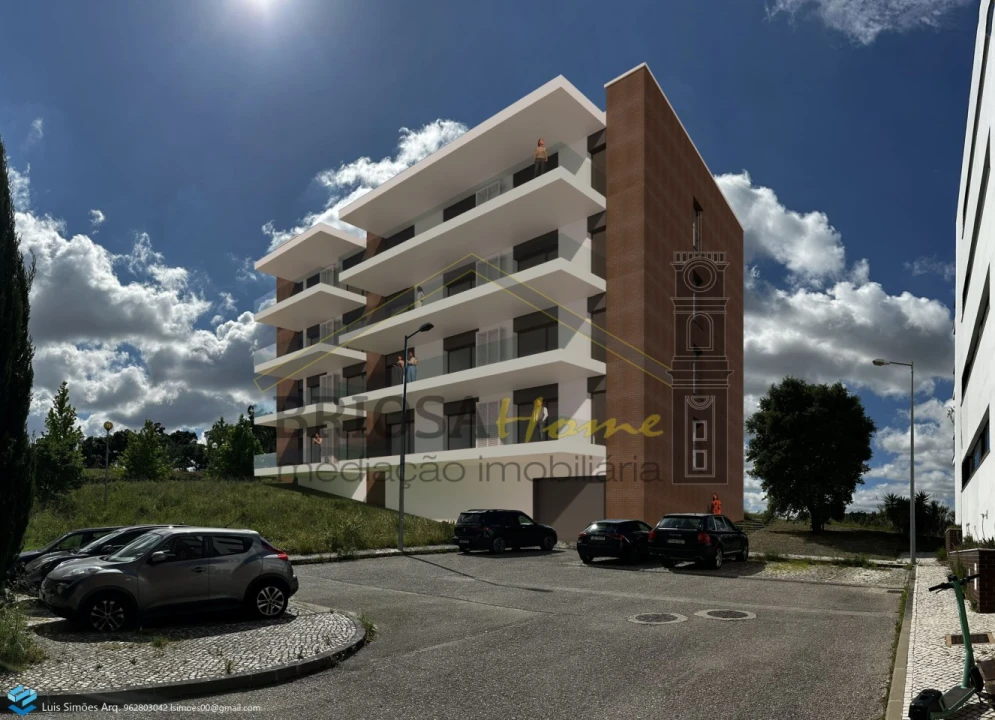 Apartamento T4 para Venda em Santa Clara e Castelo Viegas Foto 1