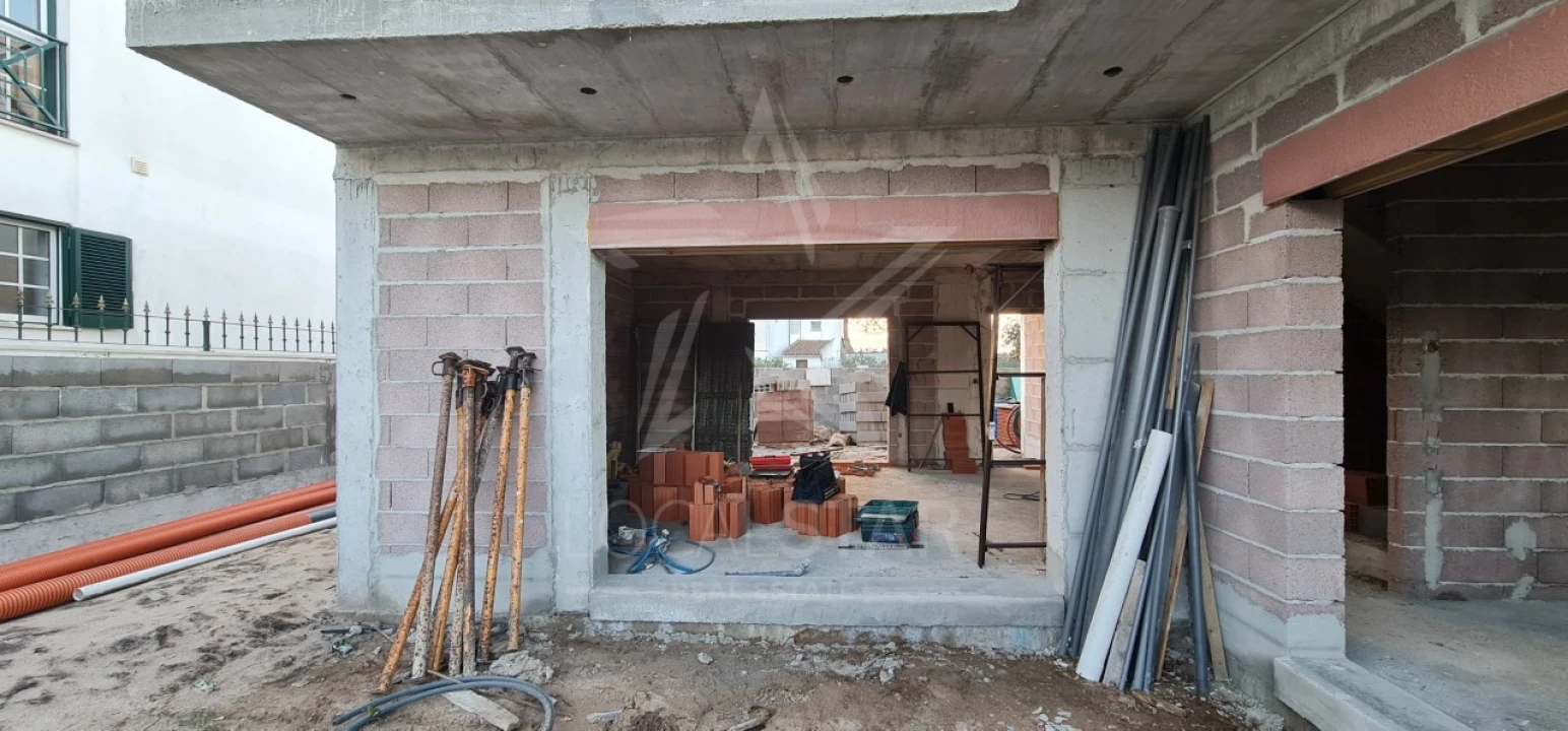 Moradia T4 para Venda em Alfeizerão Foto 11