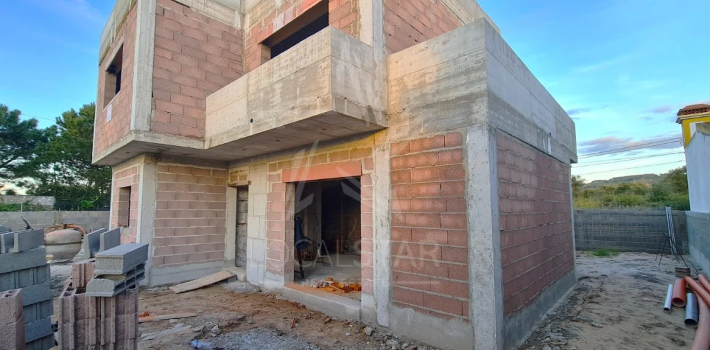 Moradia T4 para Venda em Alfeizerão Foto 2