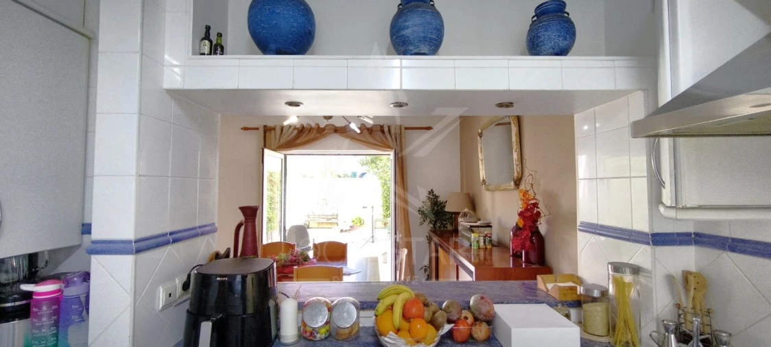 Moradia T4 para Venda em Tornada e Salir do Porto Foto 9