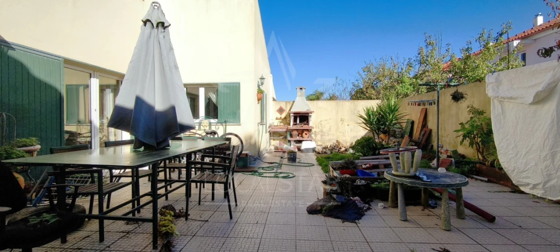 Moradia T4 para Venda em Tornada e Salir do Porto Foto 36