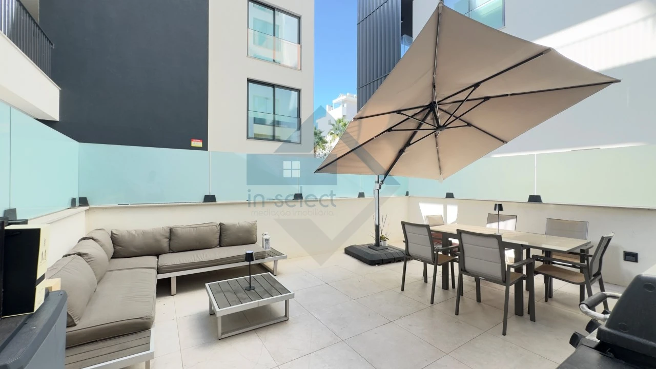 Apartamento T2 para Venda em Quarteira Foto 4