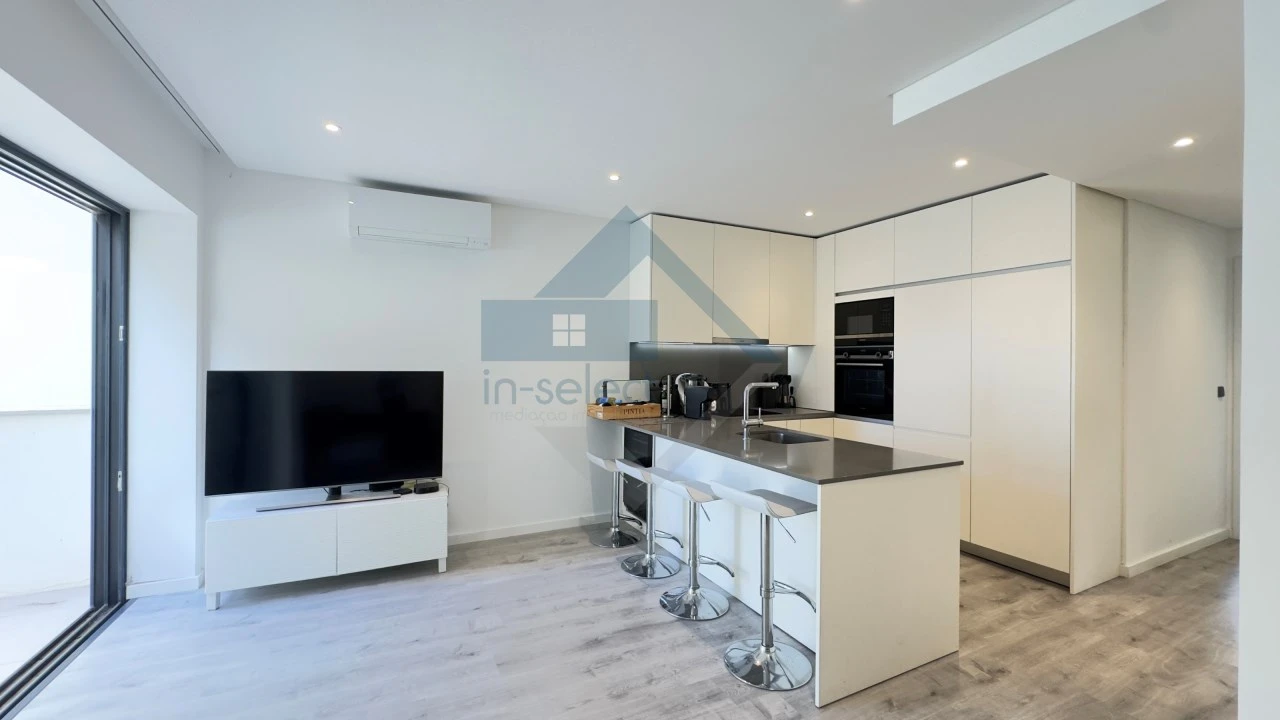 Apartamento T2 para Venda em Quarteira Foto 7