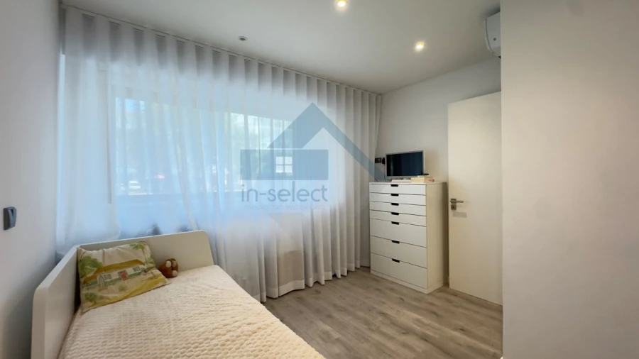 Apartamento T2 para Venda em Quarteira Foto 16