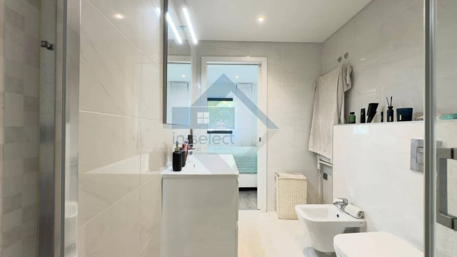 Apartamento T2 para Venda em Quarteira Foto 15