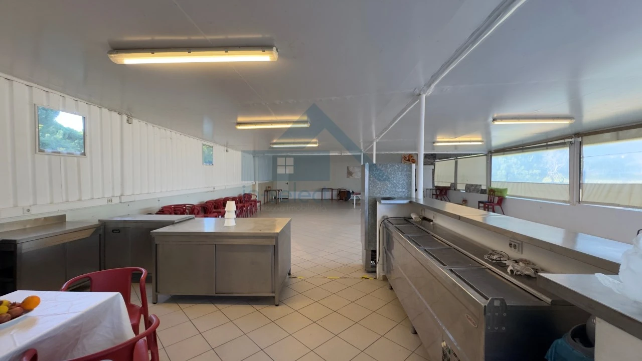 Negócio para Venda em Quarteira Foto 17