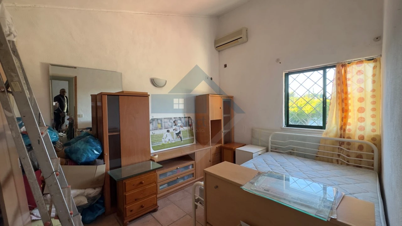 Negócio para Venda em Quarteira Foto 25