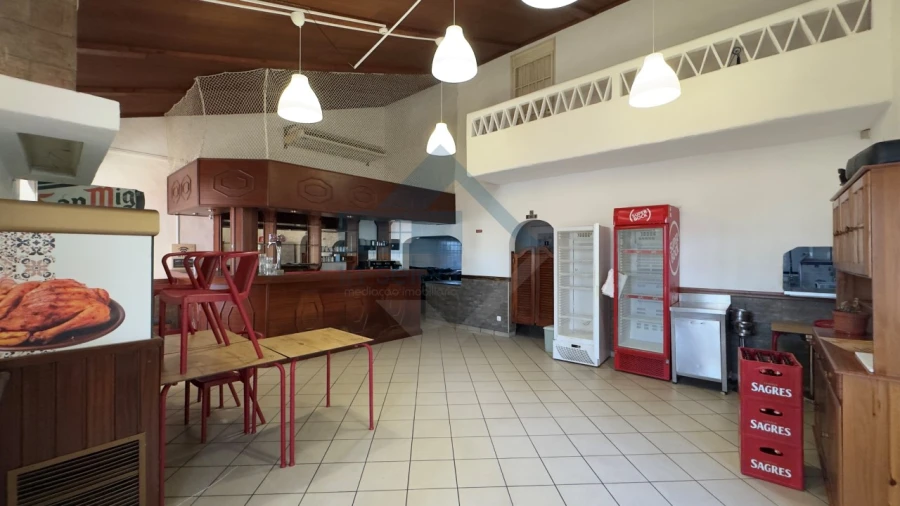 Negócio para Venda em Quarteira Foto 4