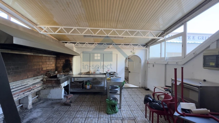 Negócio para Venda em Quarteira Foto 15