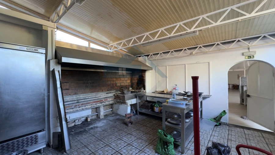 Negócio para Venda em Quarteira Foto 16