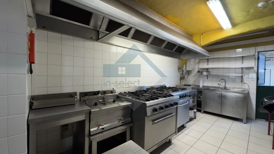 Negócio para Venda em Quarteira Foto 23