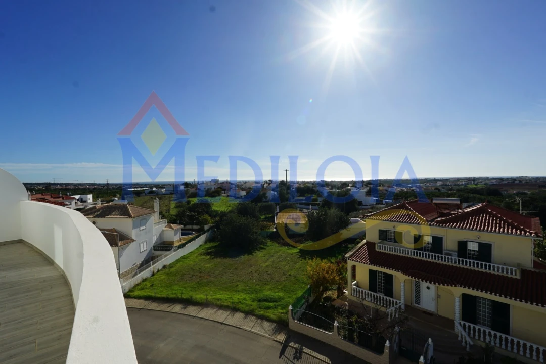 Apartamento T1 para Venda em Altura Foto 22