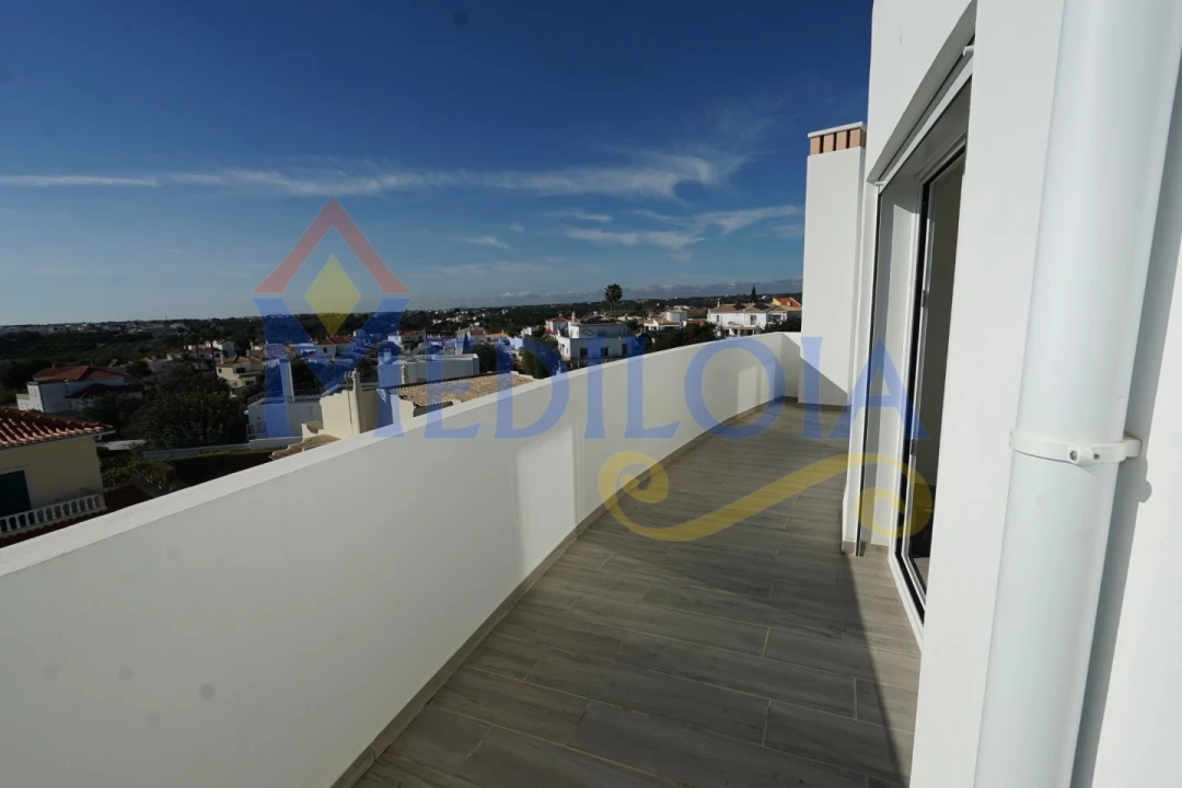 Apartamento T1 para Venda em Altura Foto 19