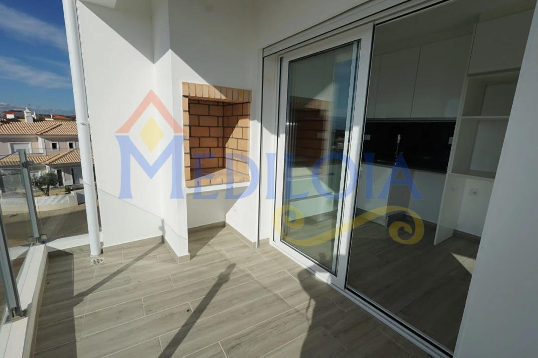 Apartamento T1 para Venda em Altura Foto 16