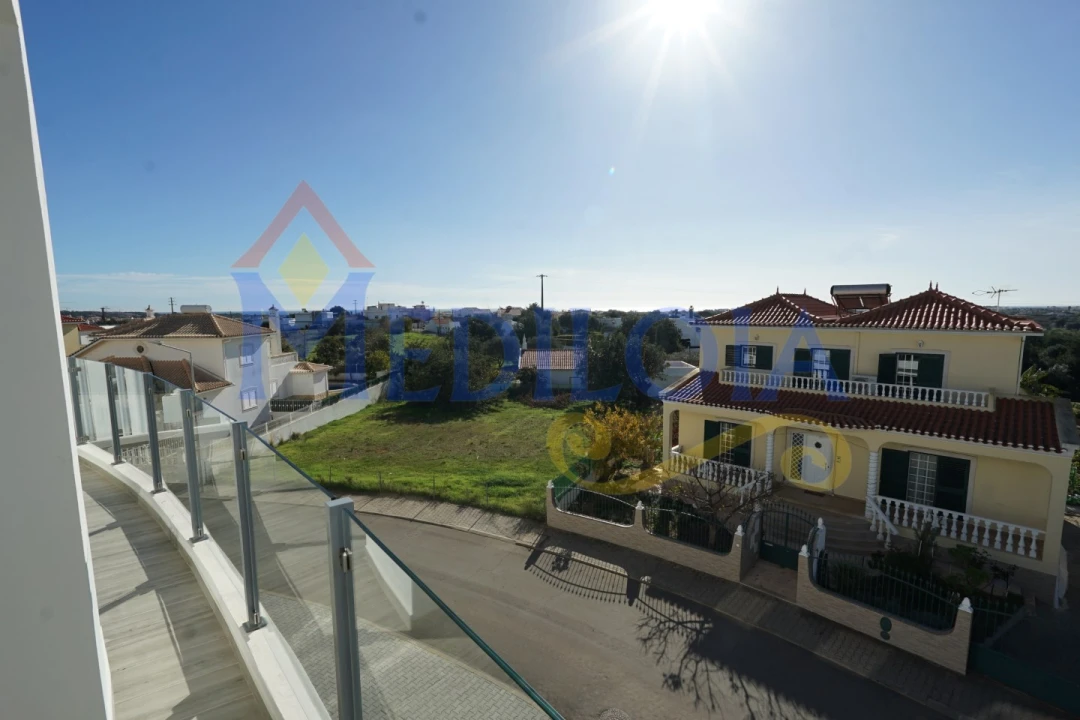 Apartamento T1 para Venda em Altura Foto 25